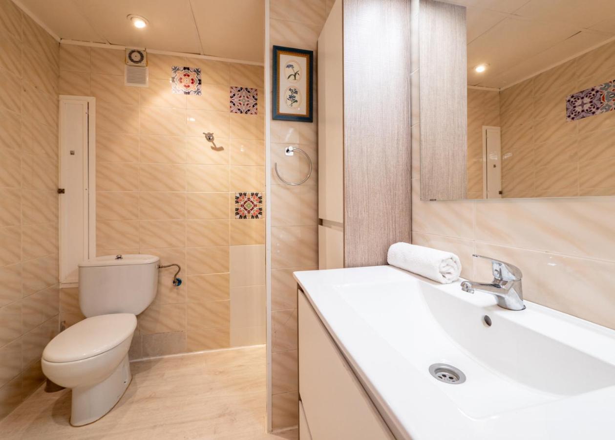 Homeholidaysrentals Brizna Malgrat de Mar Bagian luar foto