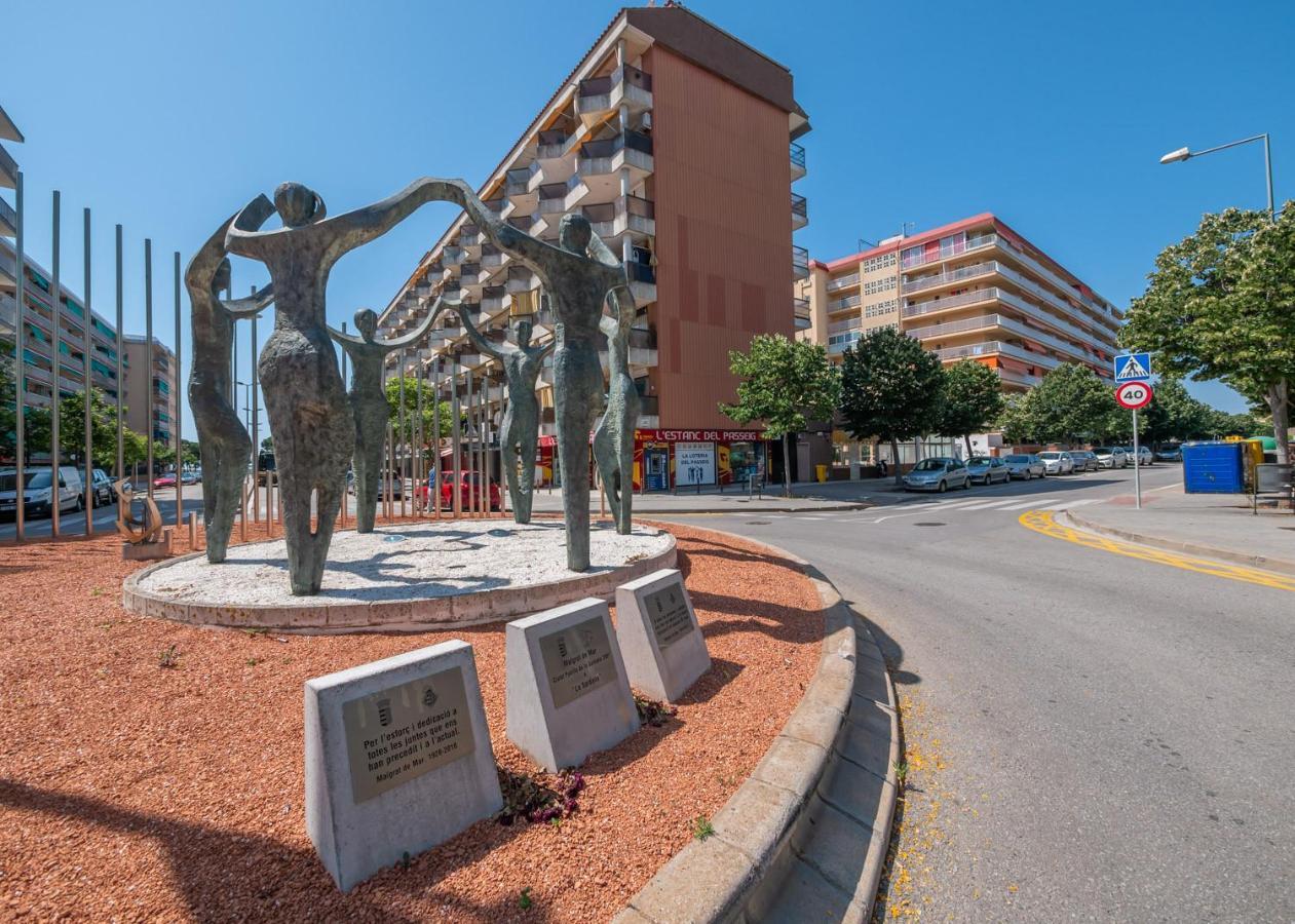 Homeholidaysrentals Brizna Malgrat de Mar Bagian luar foto